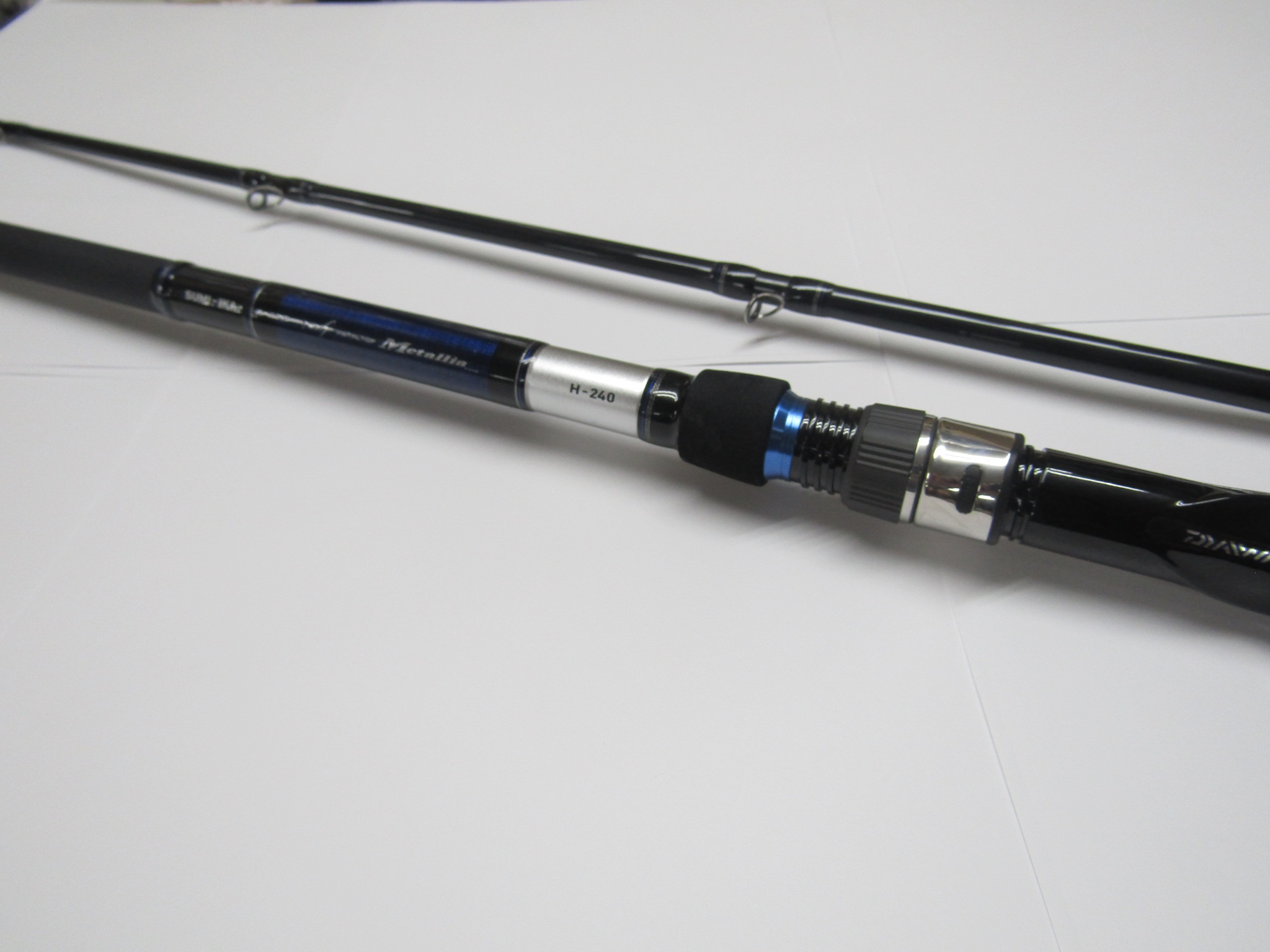 美品 ダイワ メタリア スミイカ H-240 釣りロッド 美品 ダイワ メタリア スミイカ H-240 釣りロッド - メルカリ