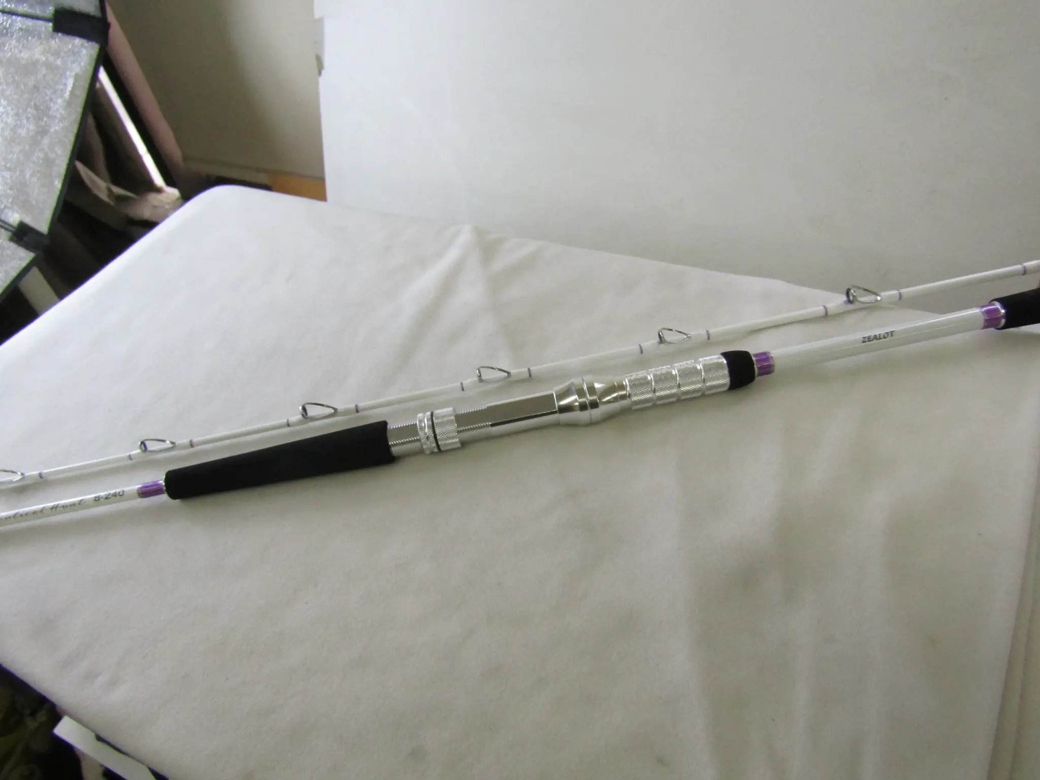 バーチカルハント8_270グラスソリッド2ピース竿 - 24,100円 : 海 バーチカルハント8_270グラスソリッド2ピース竿 - 24,100円 : 海